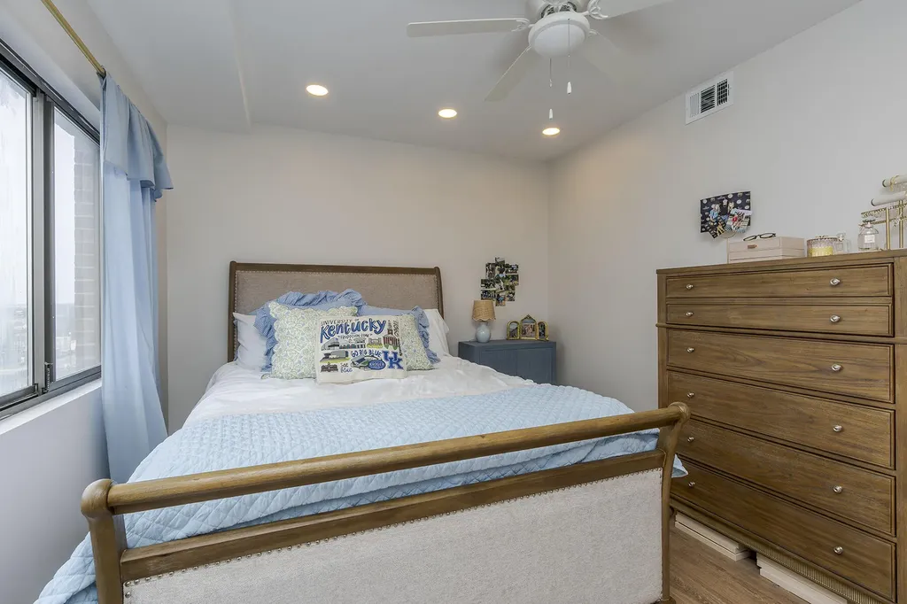 355 S Broadway Lexington KY 40508