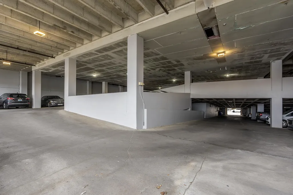 355 S Broadway Lexington KY 40508