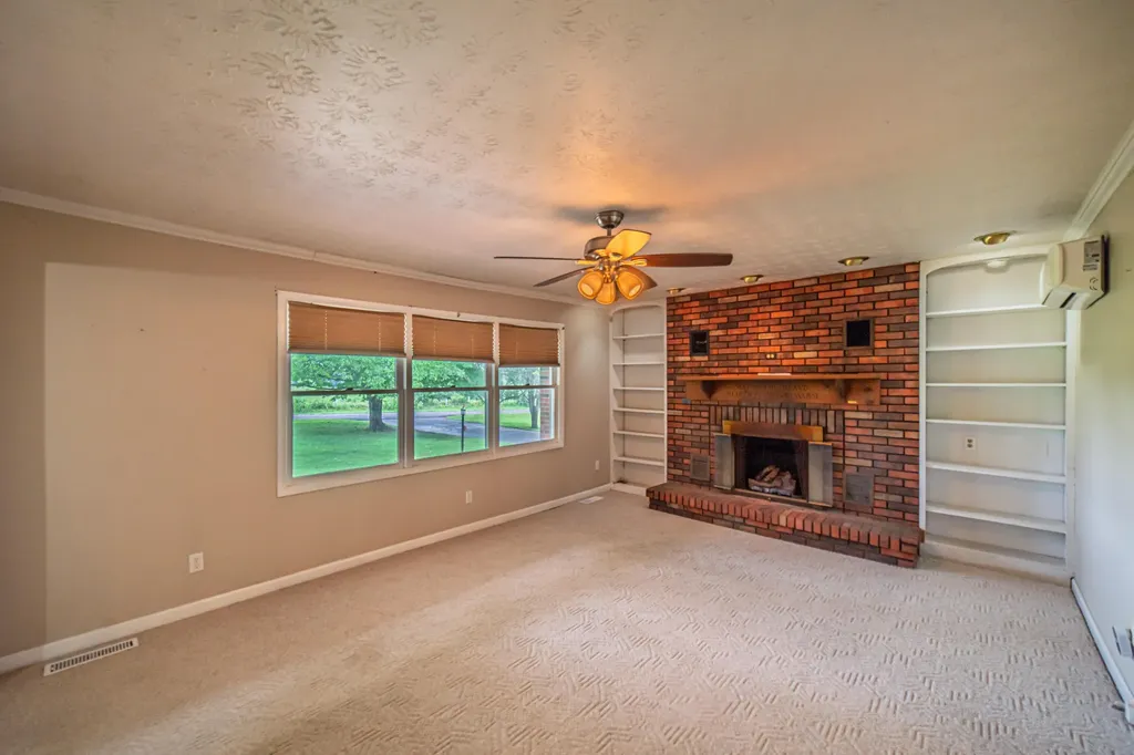 1575 Dyke Road Benton KY 42025