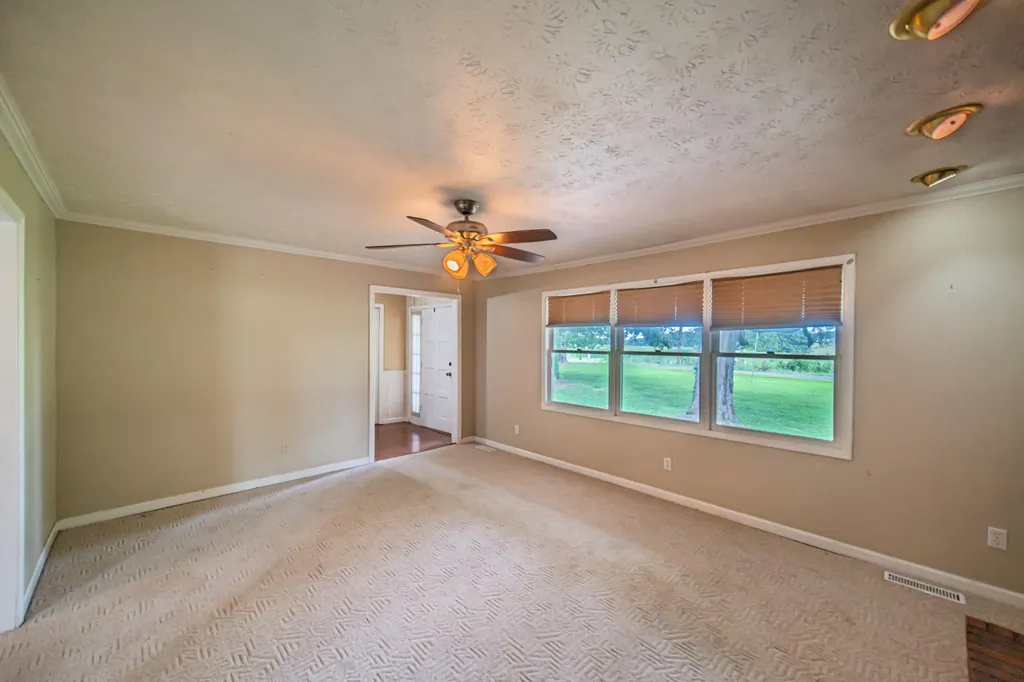 1575 Dyke Road Benton KY 42025