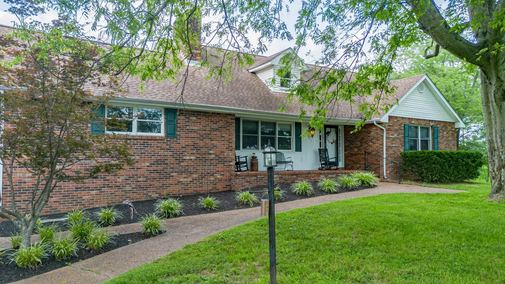 1575 Dyke Road Benton KY 42025