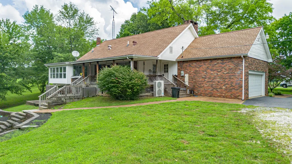 1575 Dyke Road Benton KY 42025