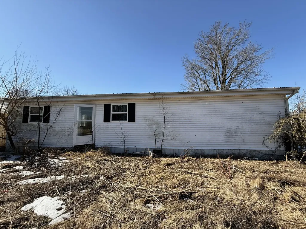 82 Ingleside Road Kevil KY 42053