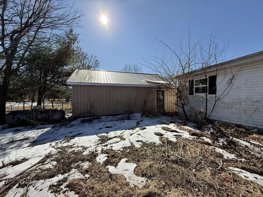 82 Ingleside Road Kevil KY 42053