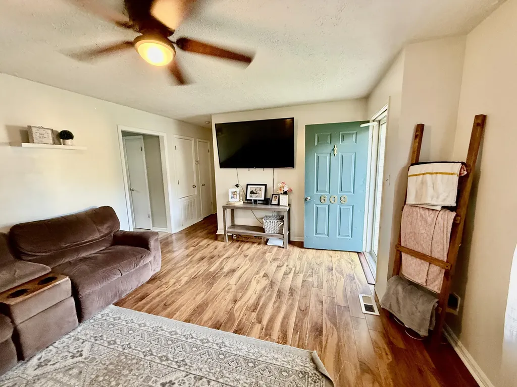 609 Highland Street Mayfield KY 42066