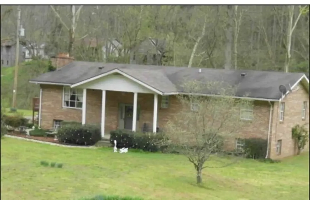 10389 State Highway 315 Jackson KY 41339