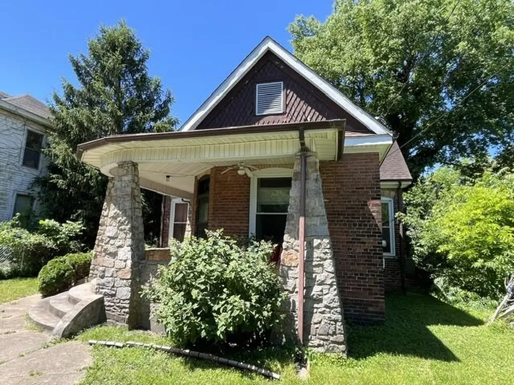 1227 S 6th Street Paducah KY 42003
