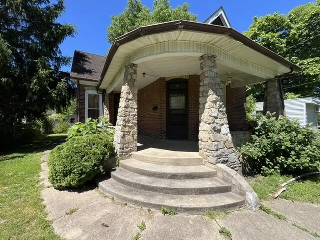 1227 S 6th Street Paducah KY 42003