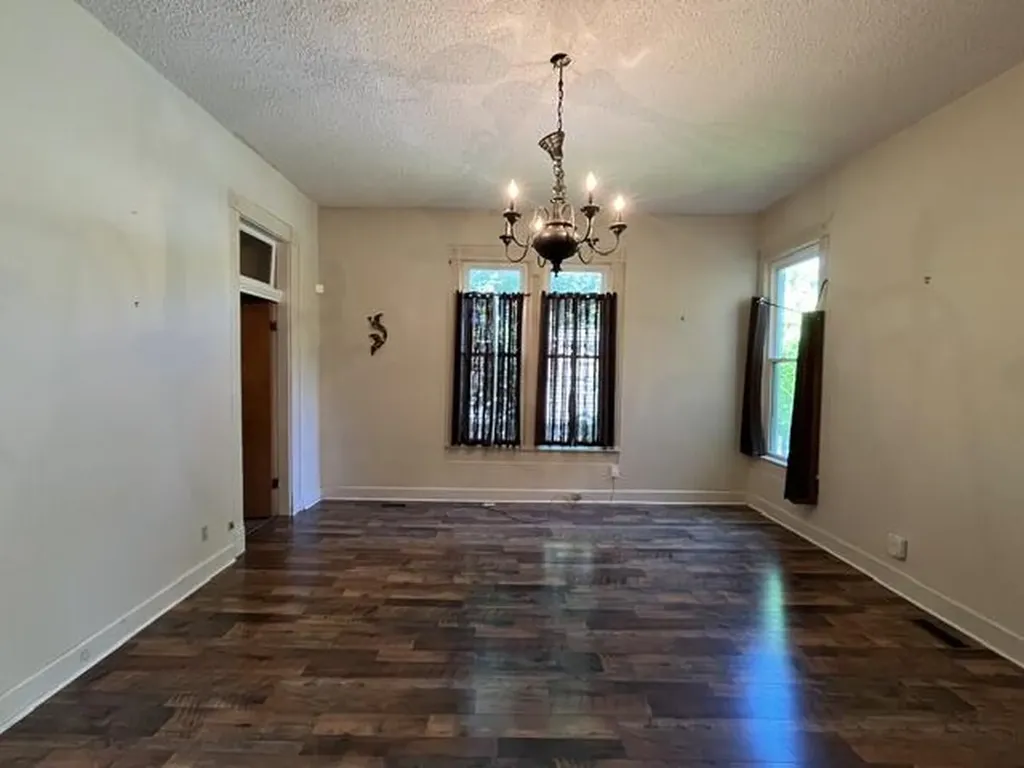 1227 S 6th Street Paducah KY 42003