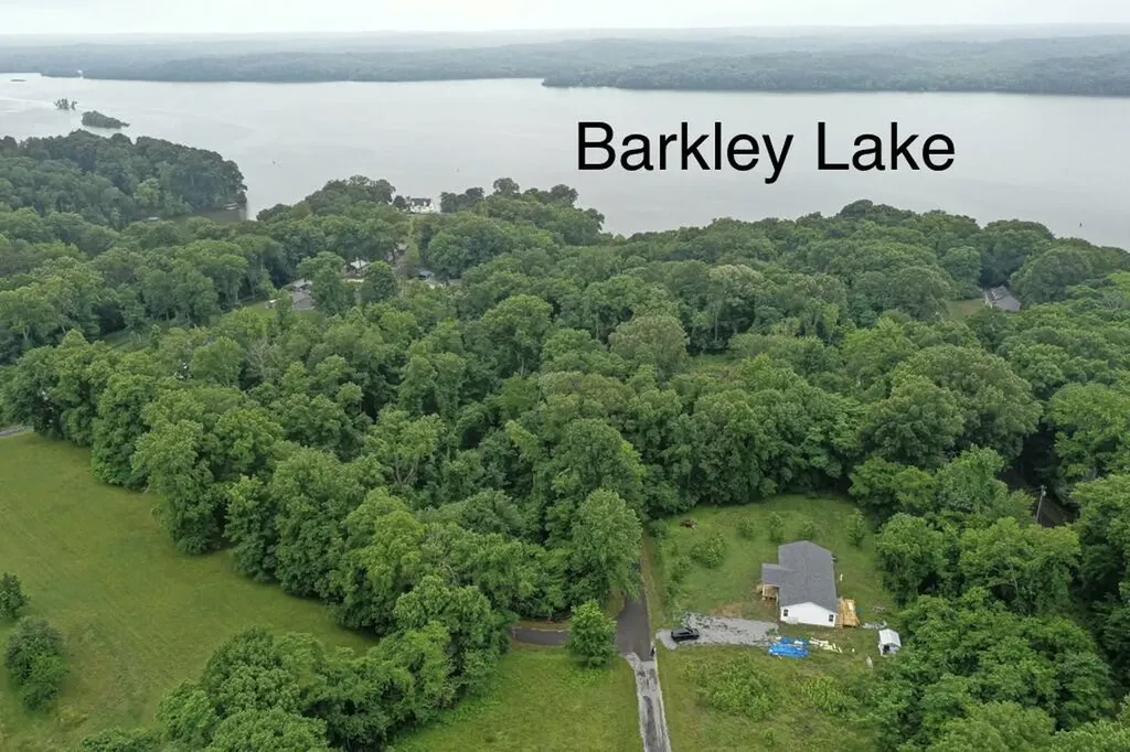 449 Baker Lane Cadiz KY 42211