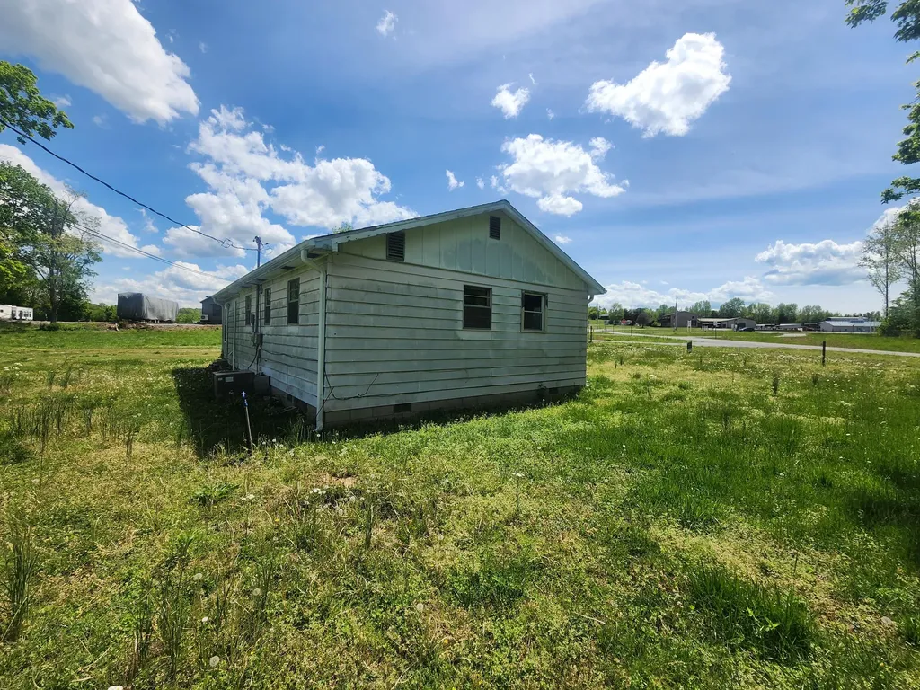 76 Boyds Landing Road Cadiz KY 42211