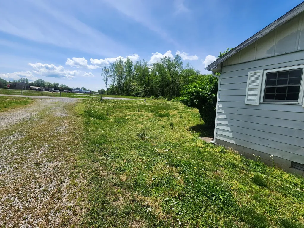 76 Boyds Landing Road Cadiz KY 42211