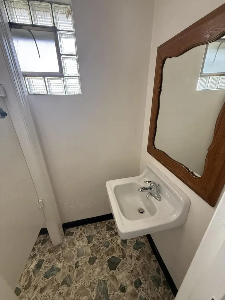 5 N Bloomfield Road Winchester KY 40391