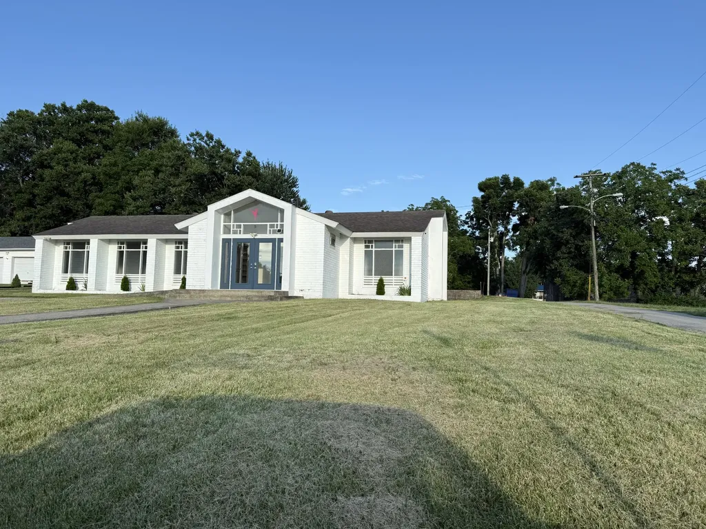 5 N Bloomfield Road Winchester KY 40391