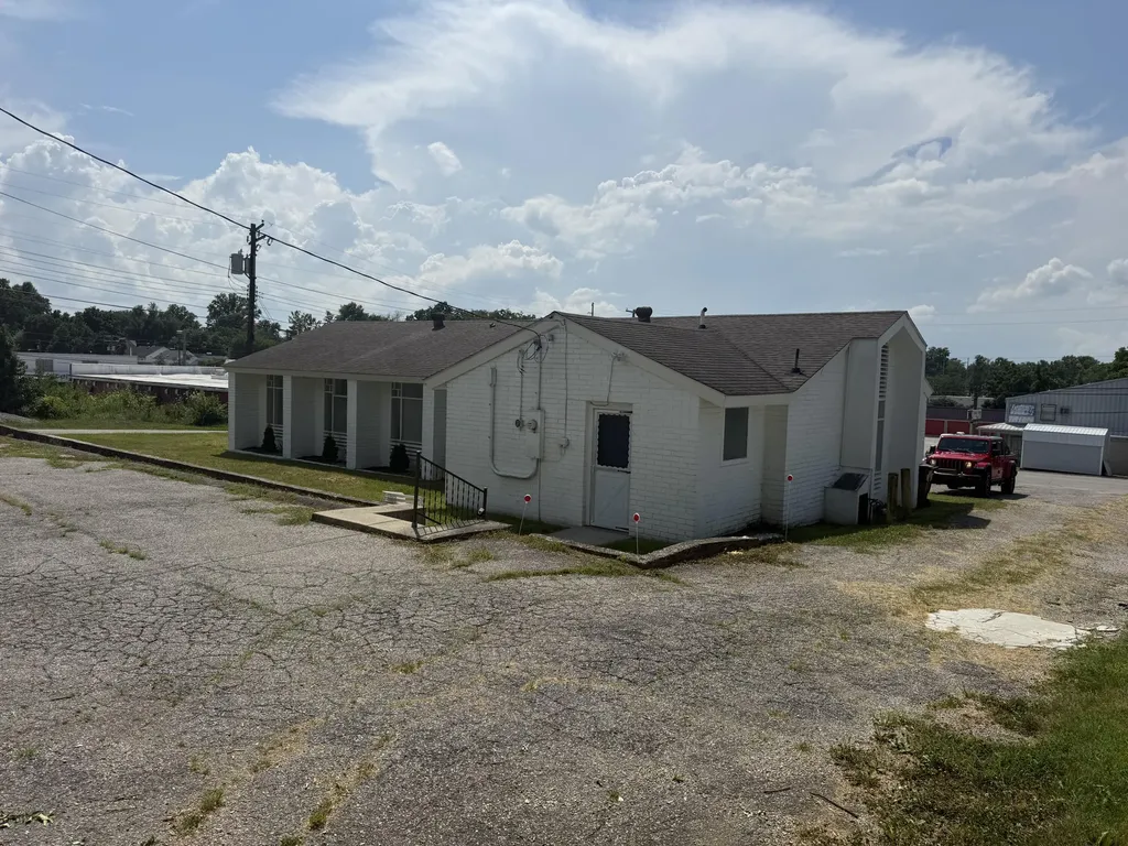 5 N Bloomfield Road Winchester KY 40391
