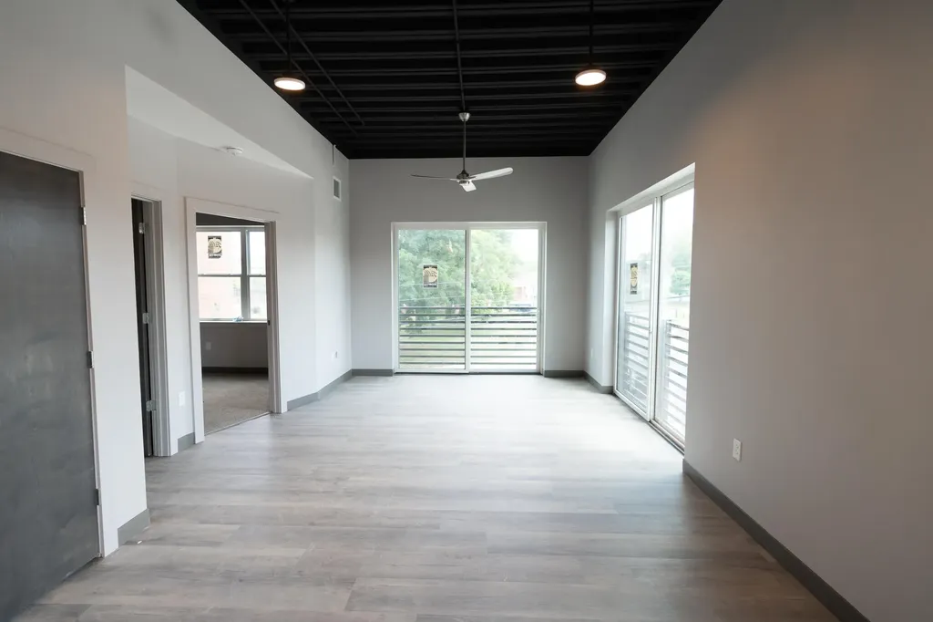 576 E Third Lexington KY 40508