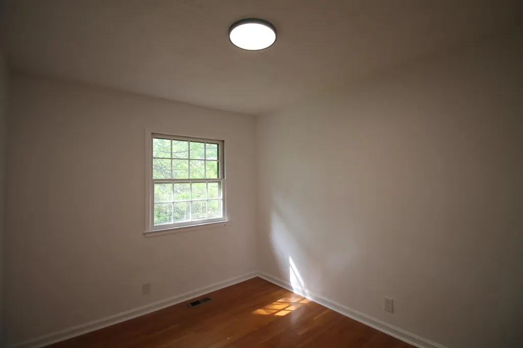 2015 Garden Springs Drive Lexington KY 40504