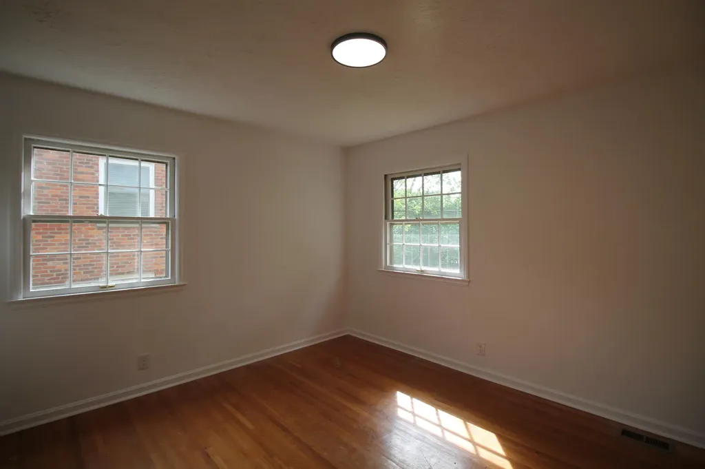 2015 Garden Springs Drive Lexington KY 40504