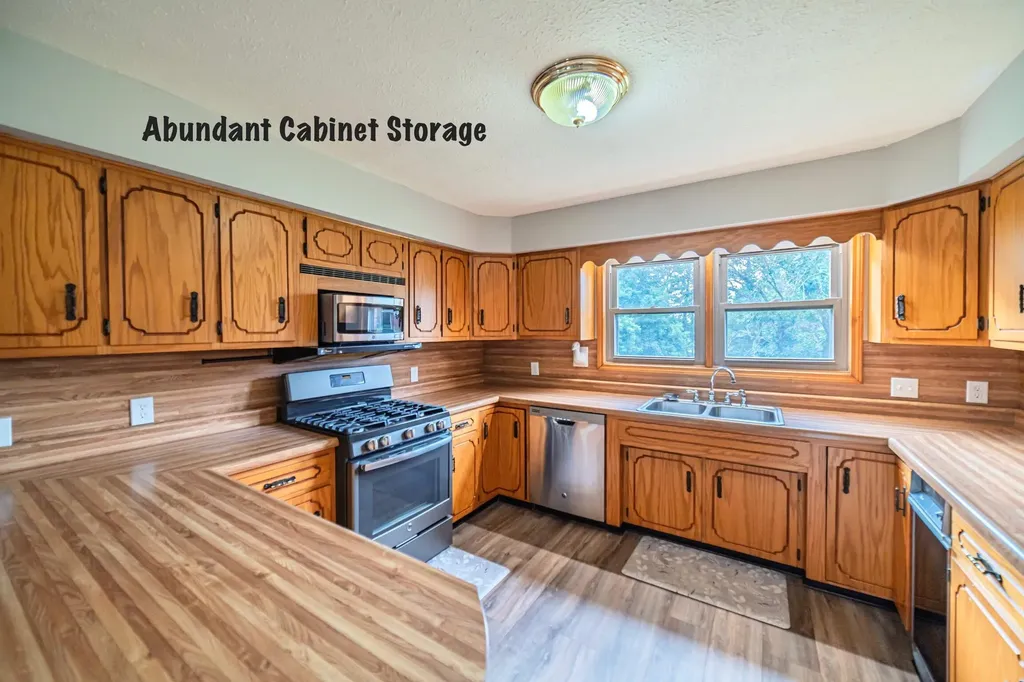 125 Whipporwill Drive Marion KY 42064
