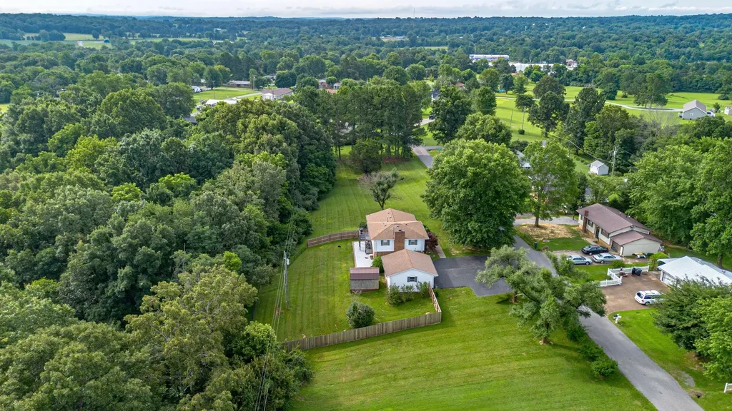 125 Whipporwill Drive Marion KY 42064