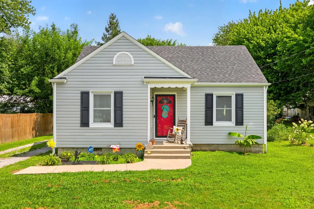 41 Lausman Avenue Danville KY 40422