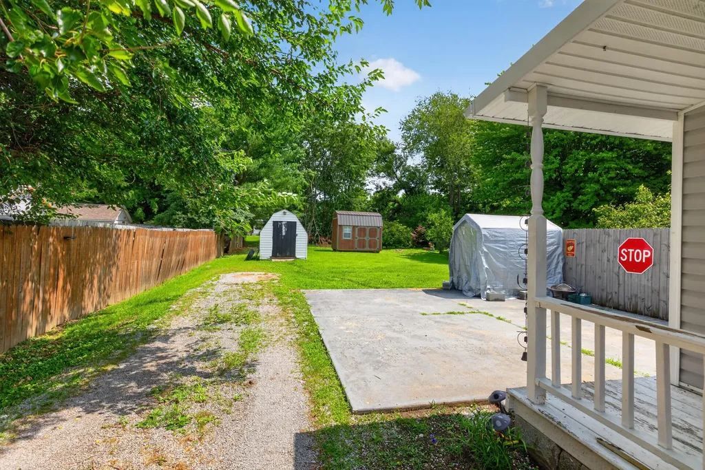 41 Lausman Avenue Danville KY 40422