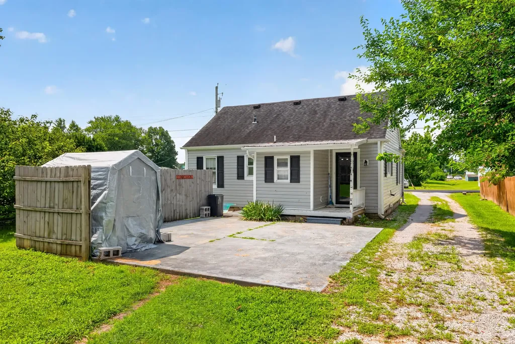 41 Lausman Avenue Danville KY 40422