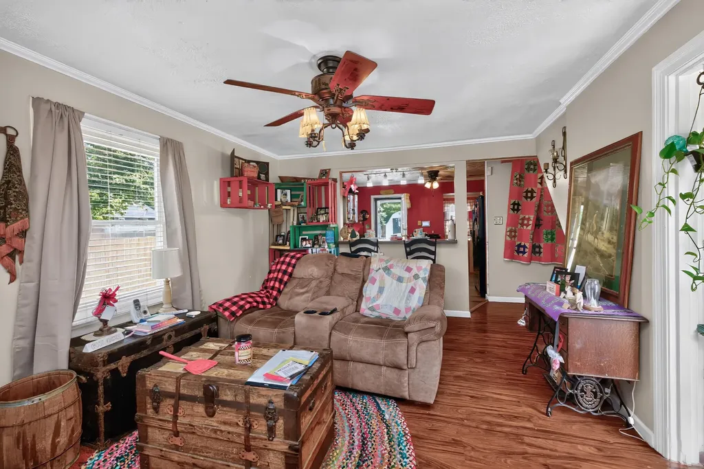 41 Lausman Avenue Danville KY 40422