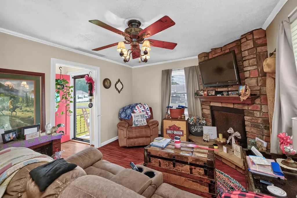 41 Lausman Avenue Danville KY 40422