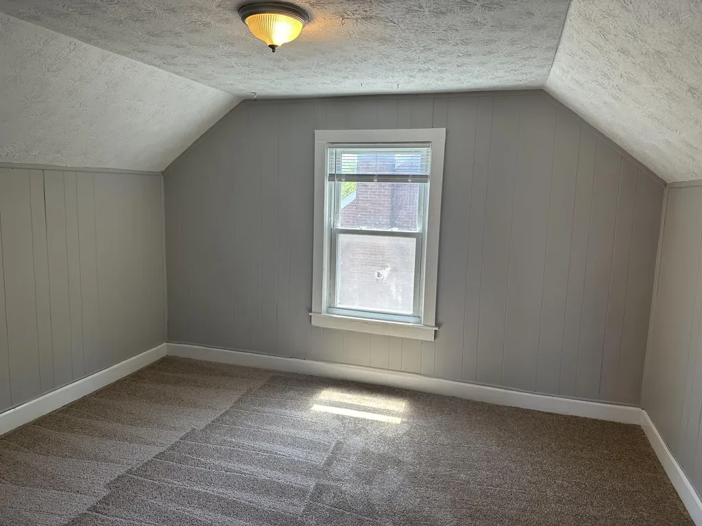 148 Fairlawn Avenue Lexington KY 40505