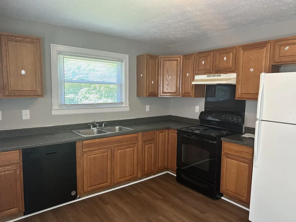 148 Fairlawn Avenue Lexington KY 40505