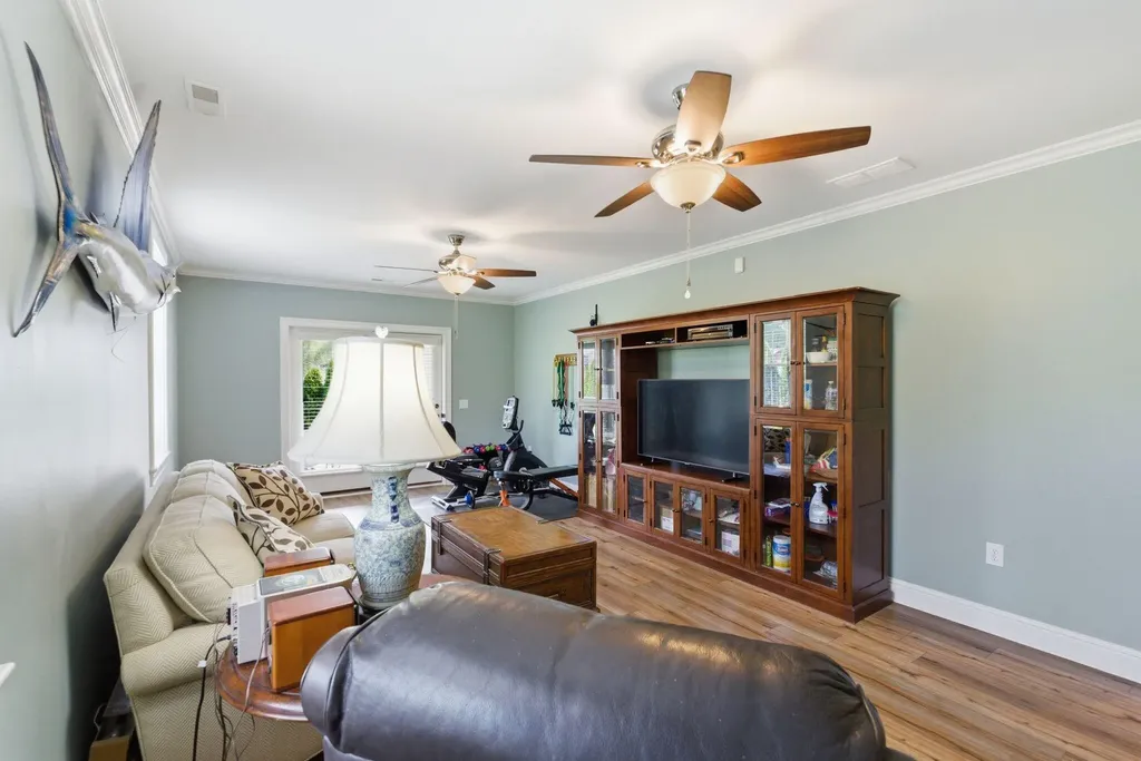 1937 General Warfield Way Lexington KY 40505