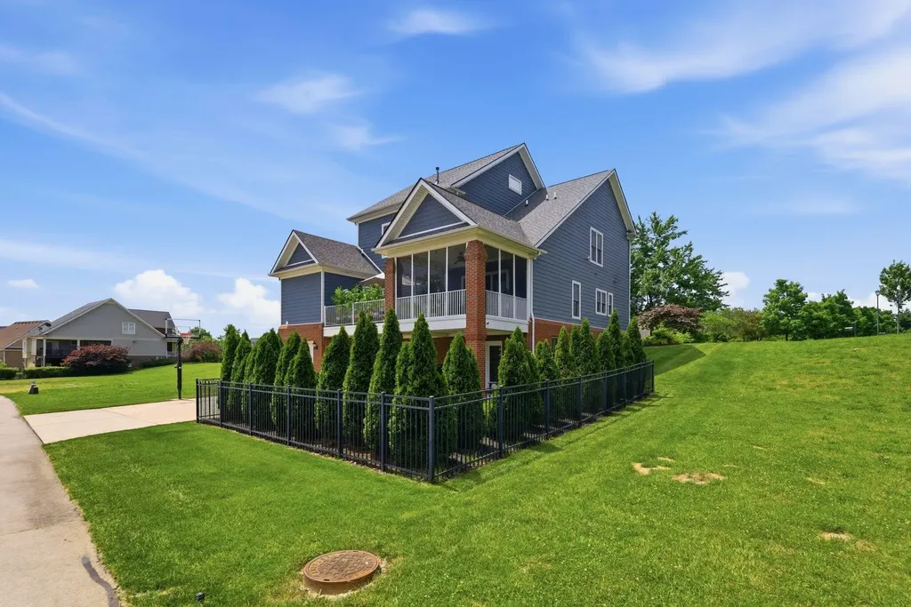 1937 General Warfield Way Lexington KY 40505