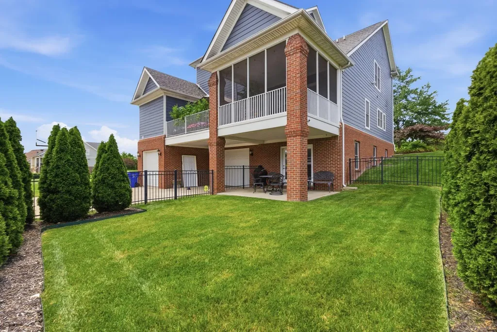 1937 General Warfield Way Lexington KY 40505