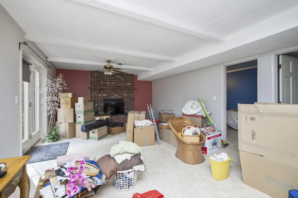 183 Woodlark Road Versailles KY 40383
