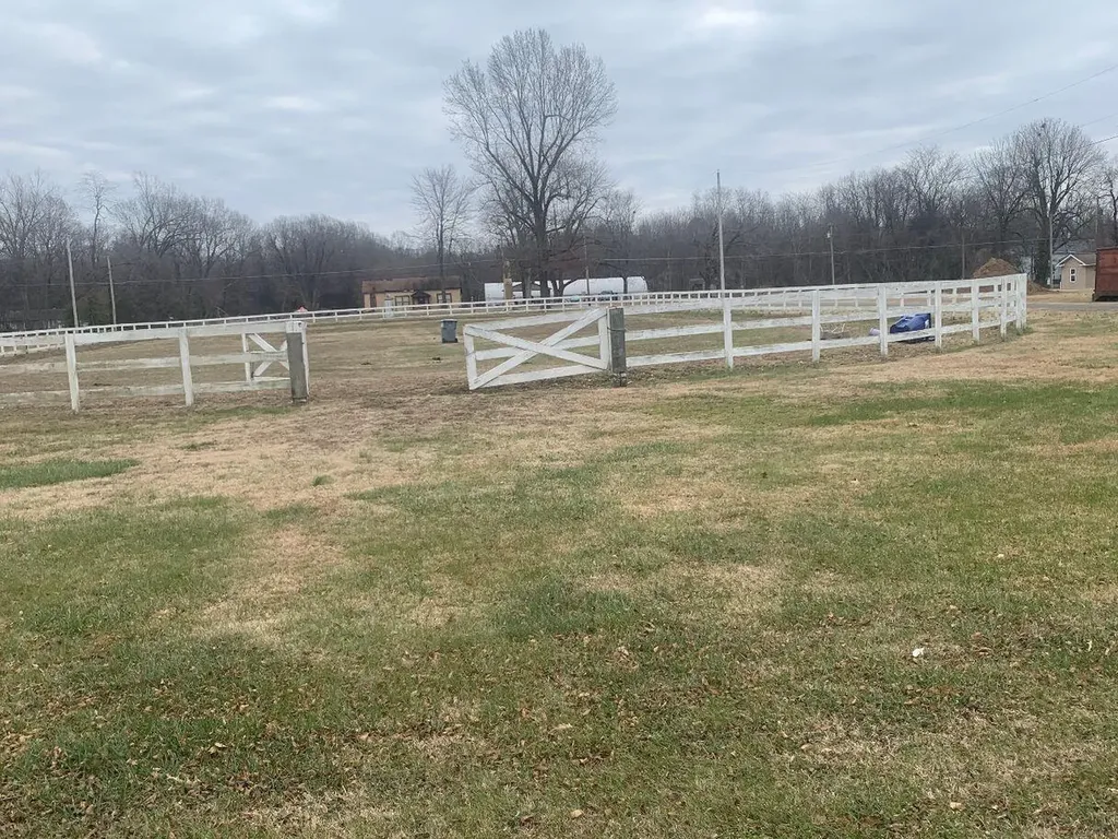 4285 Schneidman Road Paducah KY 42003