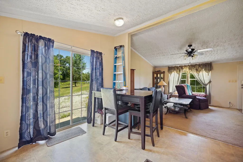 4389 Snake Lick Road Berry KY 41003