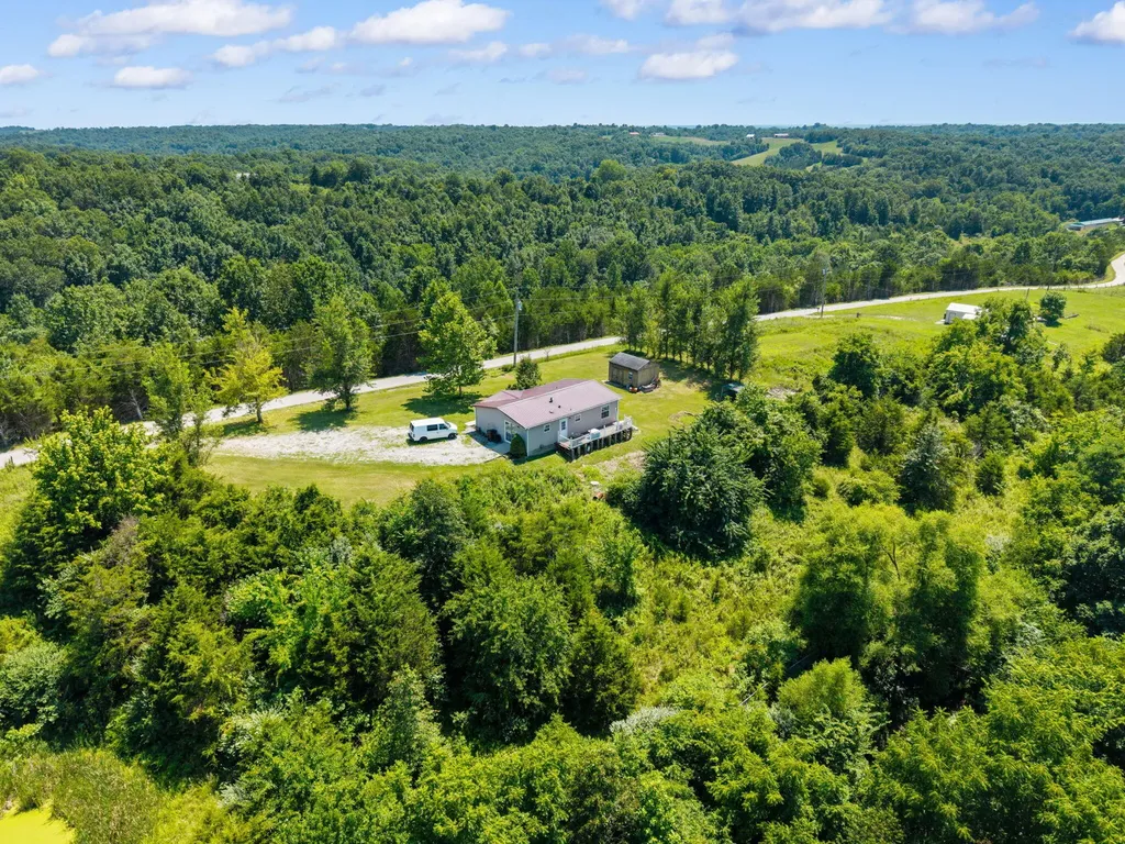 4389 Snake Lick Road Berry KY 41003