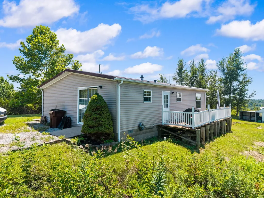 4389 Snake Lick Road Berry KY 41003