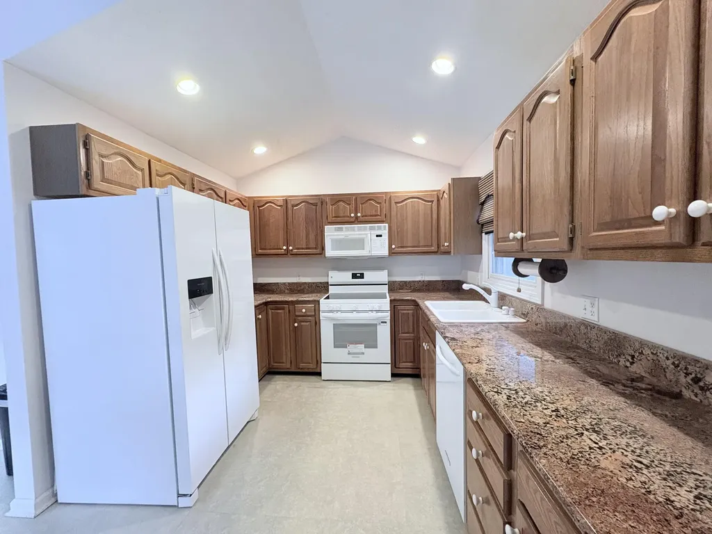 1115 Lakeview Drive Paducah KY 42003