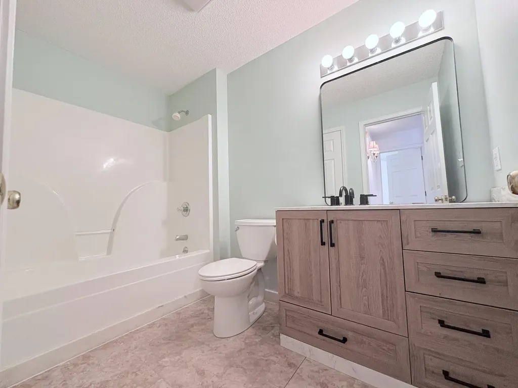 1115 Lakeview Drive Paducah KY 42003