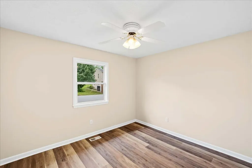 230 Donalynn Drive Frankfort KY 40601