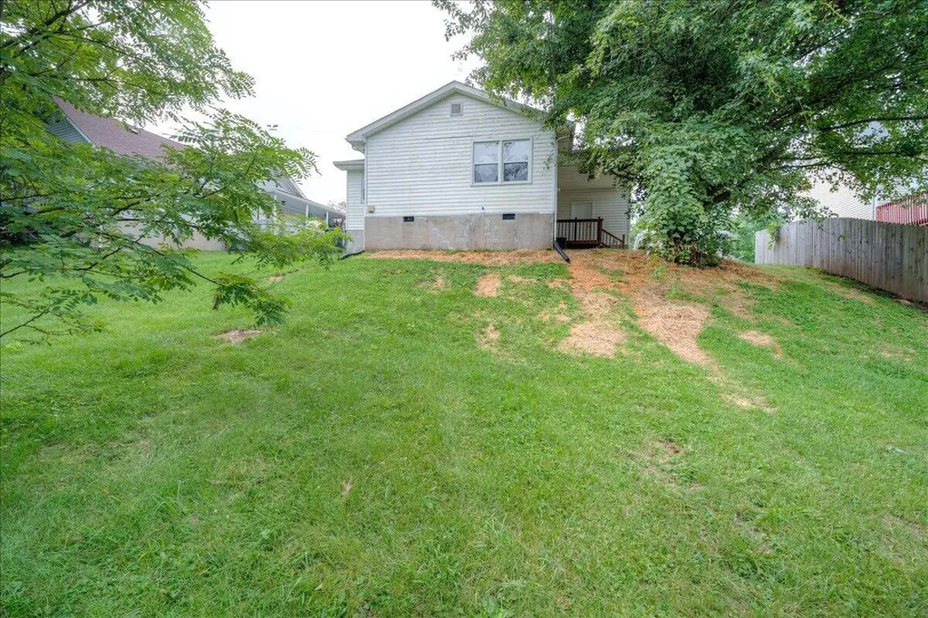 230 Donalynn Drive Frankfort KY 40601