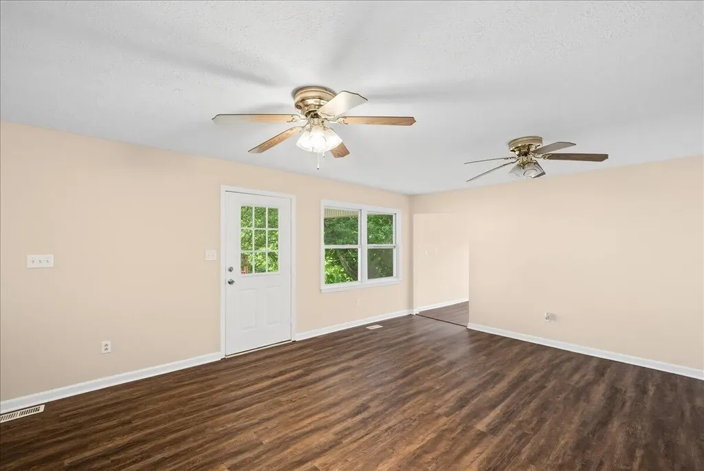 230 Donalynn Drive Frankfort KY 40601
