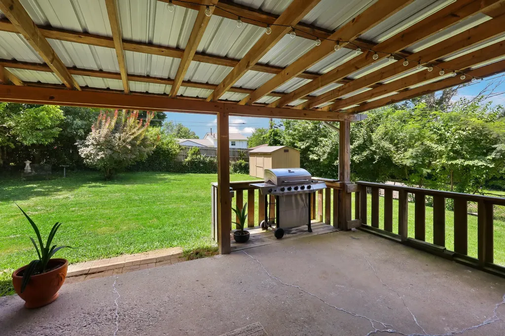 1736 Gleneagles Drive Lexington KY 40505