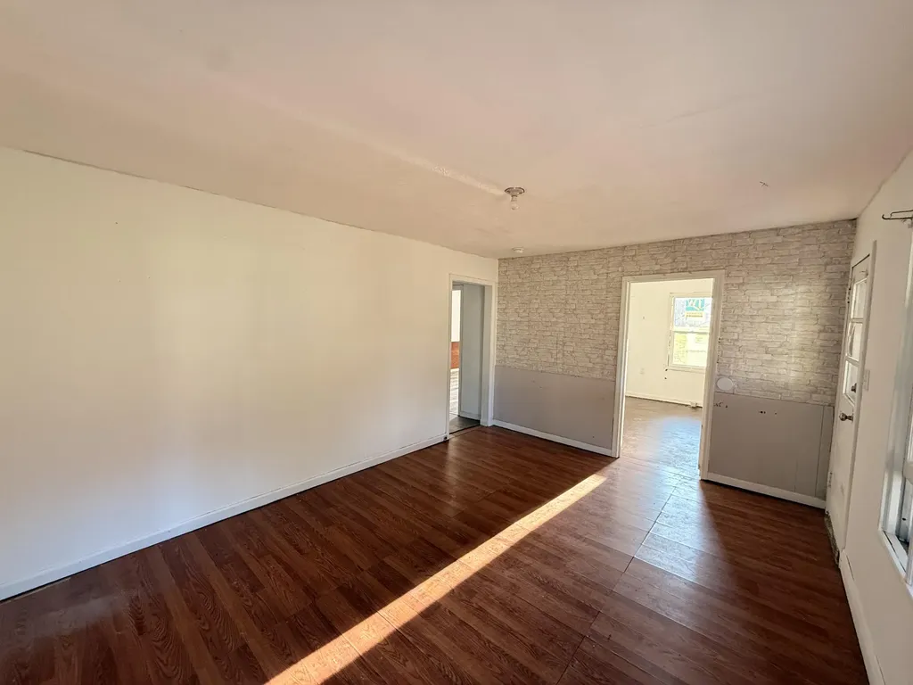 1481 Maxey Valley Road Hustonville KY 40437