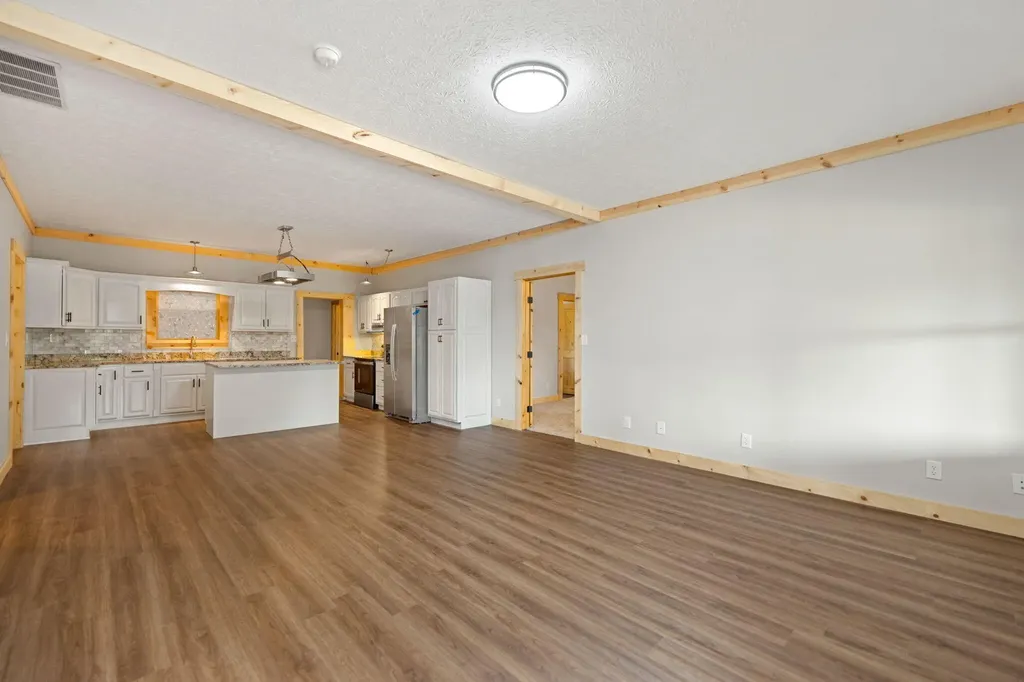 126 Lazy L Retreat Drive South Shore KY 41175