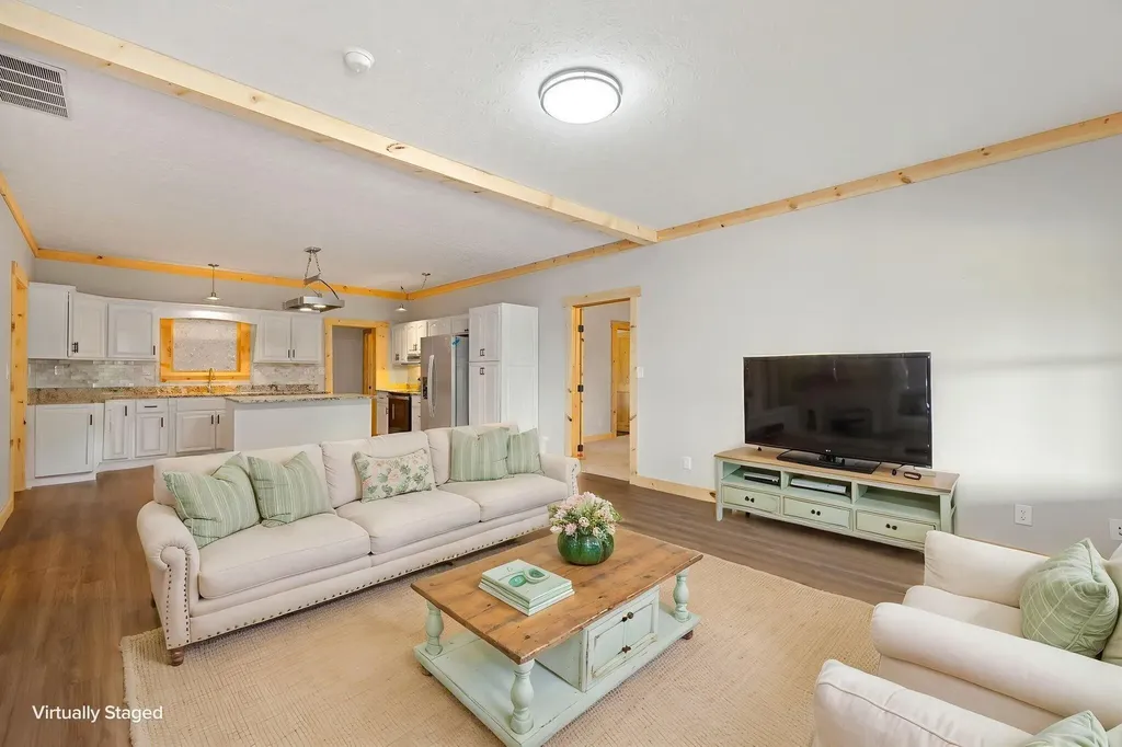 126 Lazy L Retreat Drive South Shore KY 41175