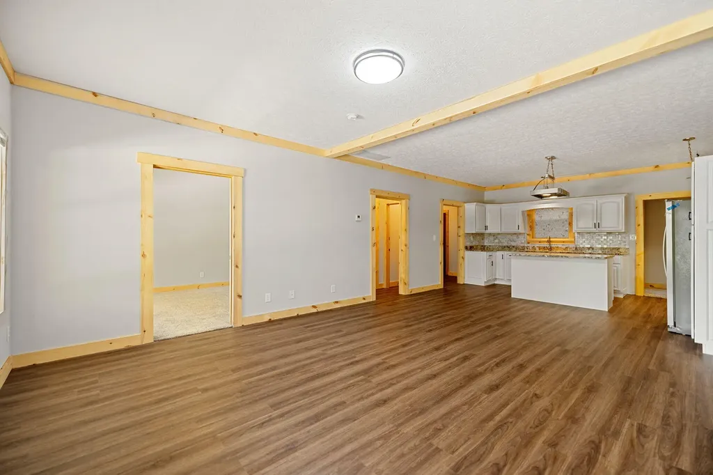 126 Lazy L Retreat Drive South Shore KY 41175