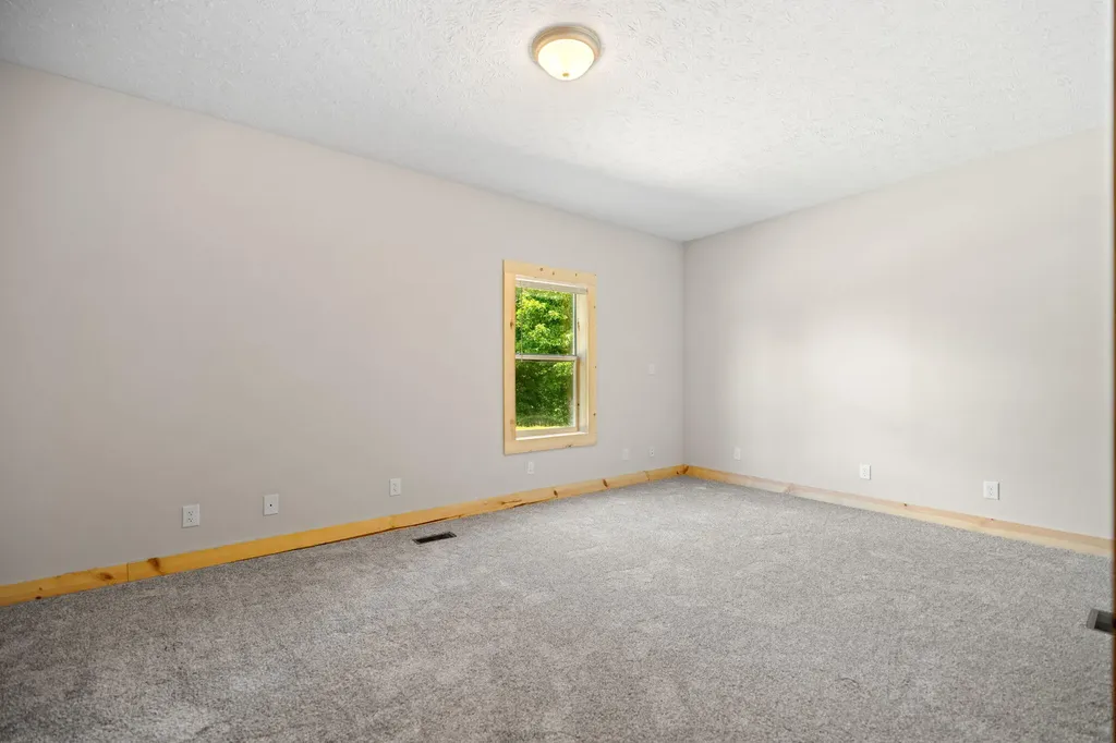126 Lazy L Retreat Drive South Shore KY 41175